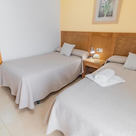 Apartamentos Turisticos Las Yucas Torre Del Mar Exterior foto